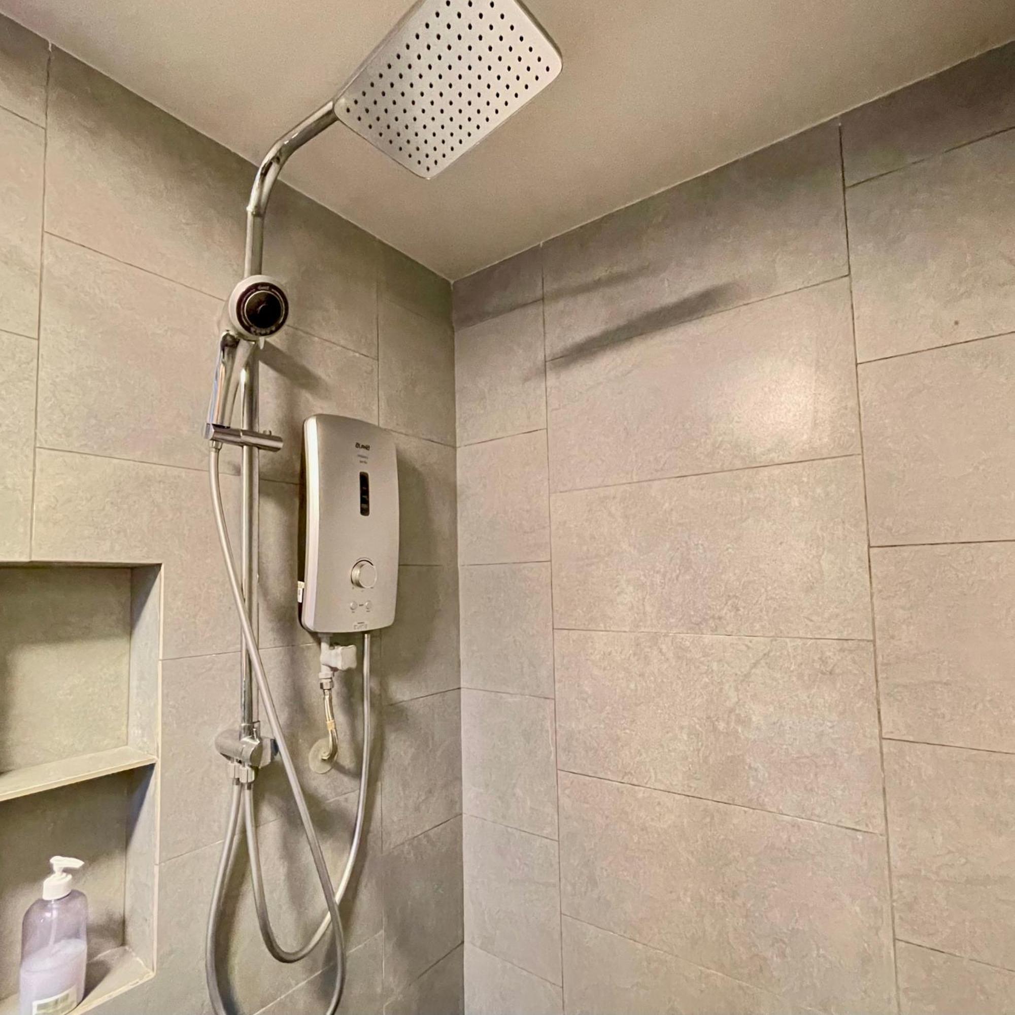 Wistay 4-5Pax Premium Apartment Kk City Center كوتا كينابالو المظهر الخارجي الصورة